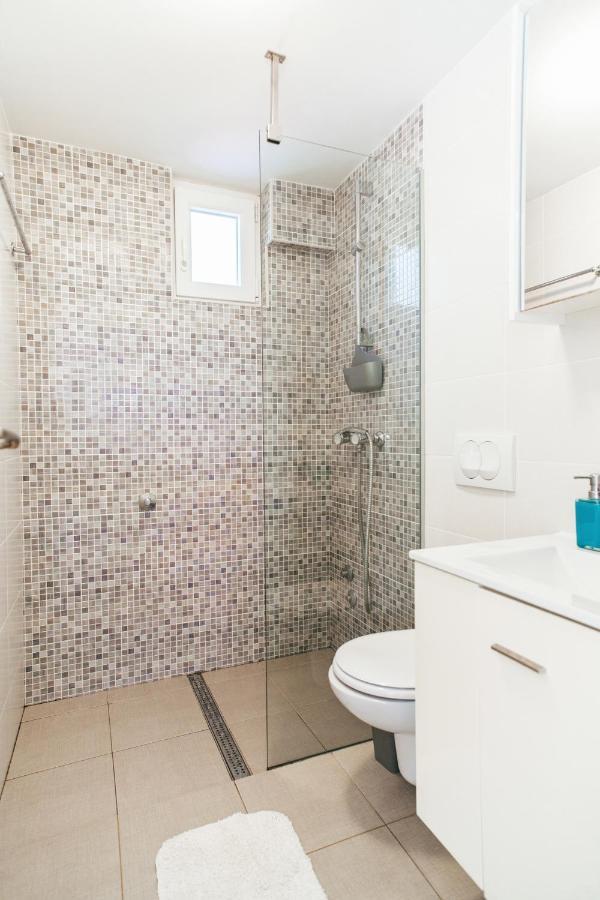 Charming Apartments With Garden Бол Екстериор снимка